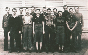 picture of Folsomville graduating class of 1939