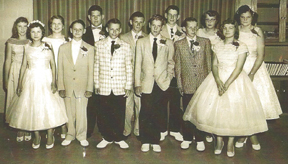 picture of Folsomville graduating class of 1958